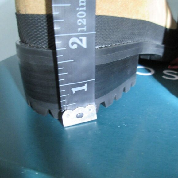 NIB AEROSOLES Camel Suede Sport Cruz Hiking Booties Red Shoelaces Women’s 5.5 - Picture 13 of 15